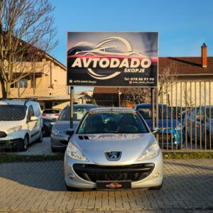 PEUGEOT 206+