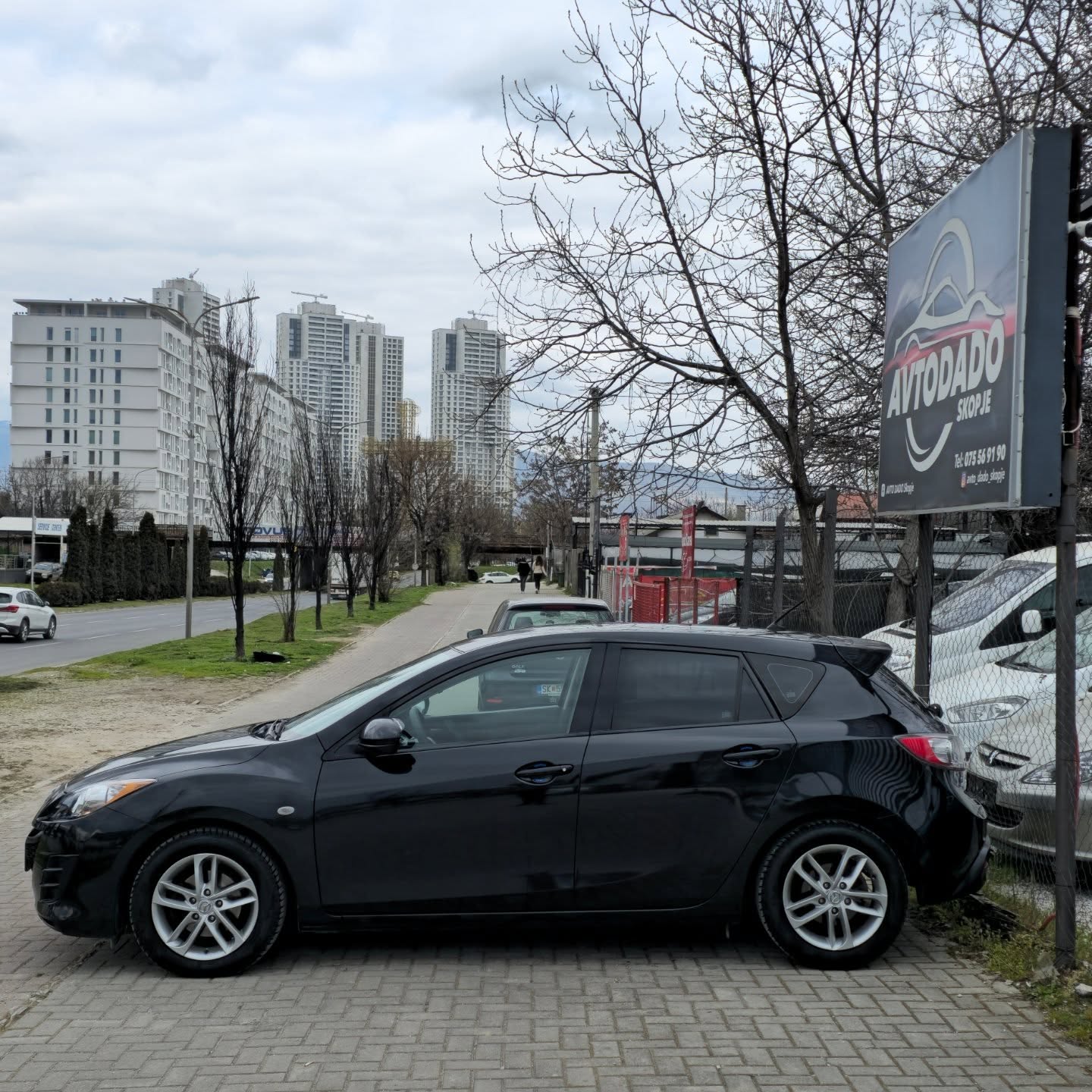 
								MAZDA 3 full									